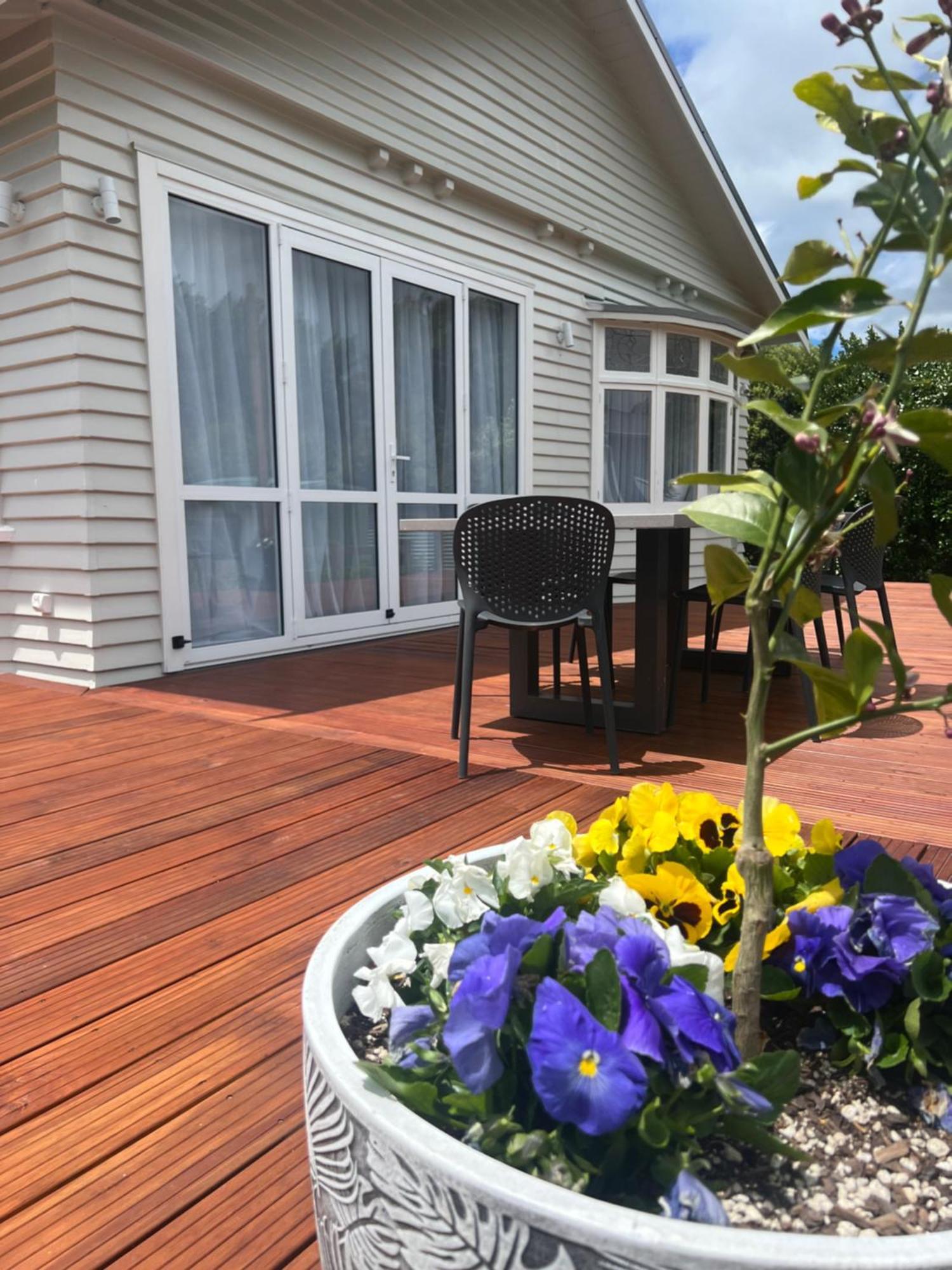 Pinot Villas Martinborough Eksteriør billede