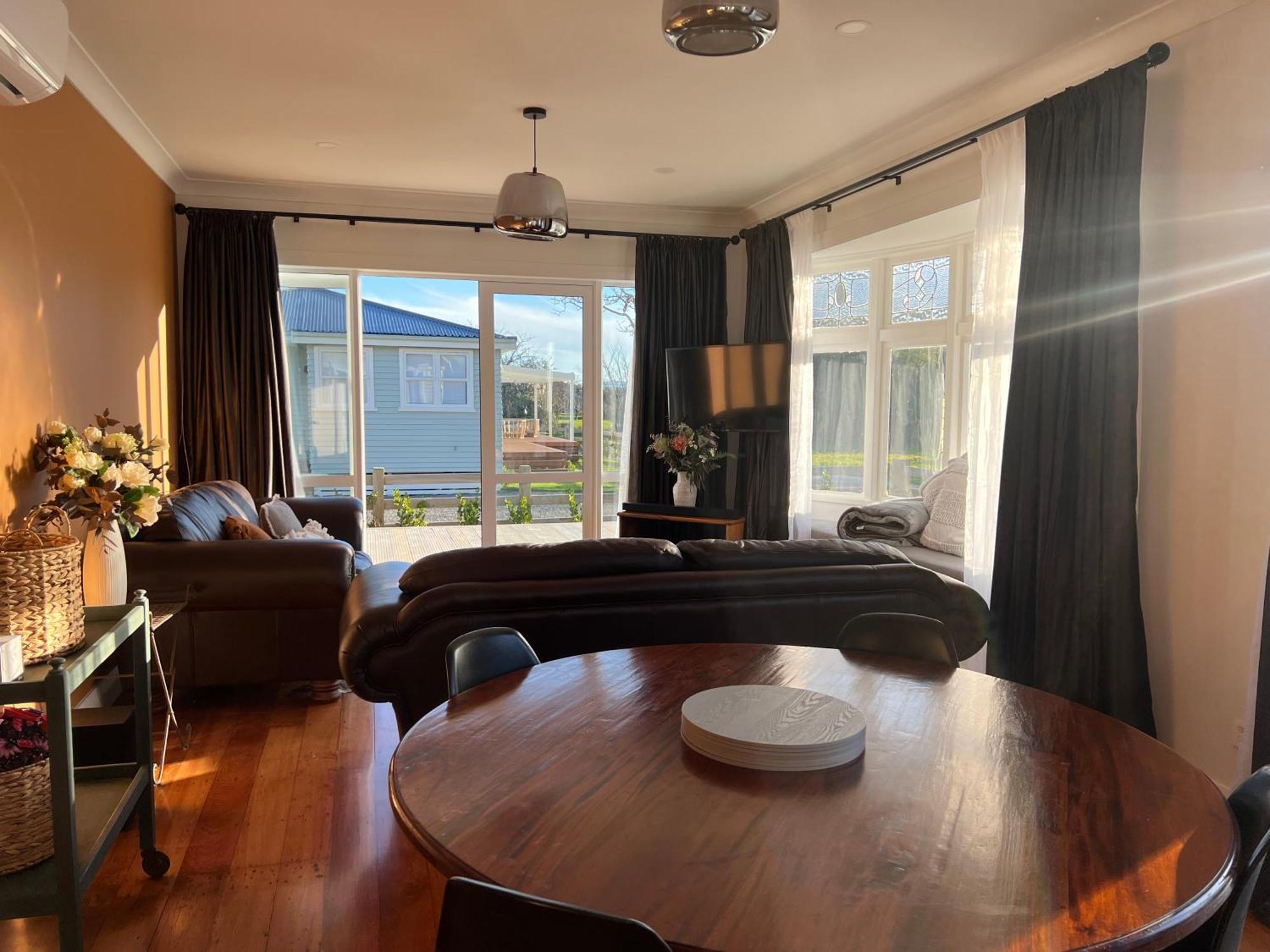 Pinot Villas Martinborough Eksteriør billede