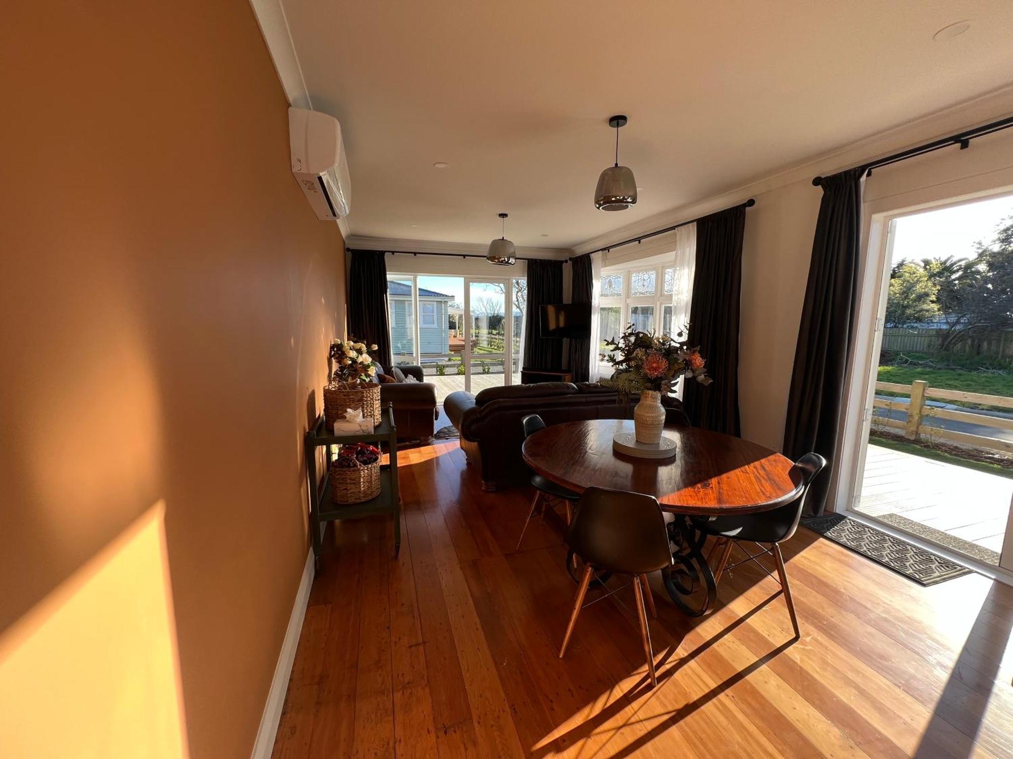 Pinot Villas Martinborough Eksteriør billede