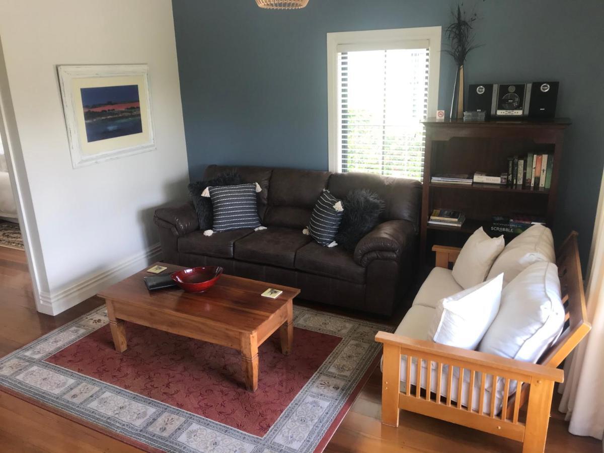 Pinot Villas Martinborough Eksteriør billede