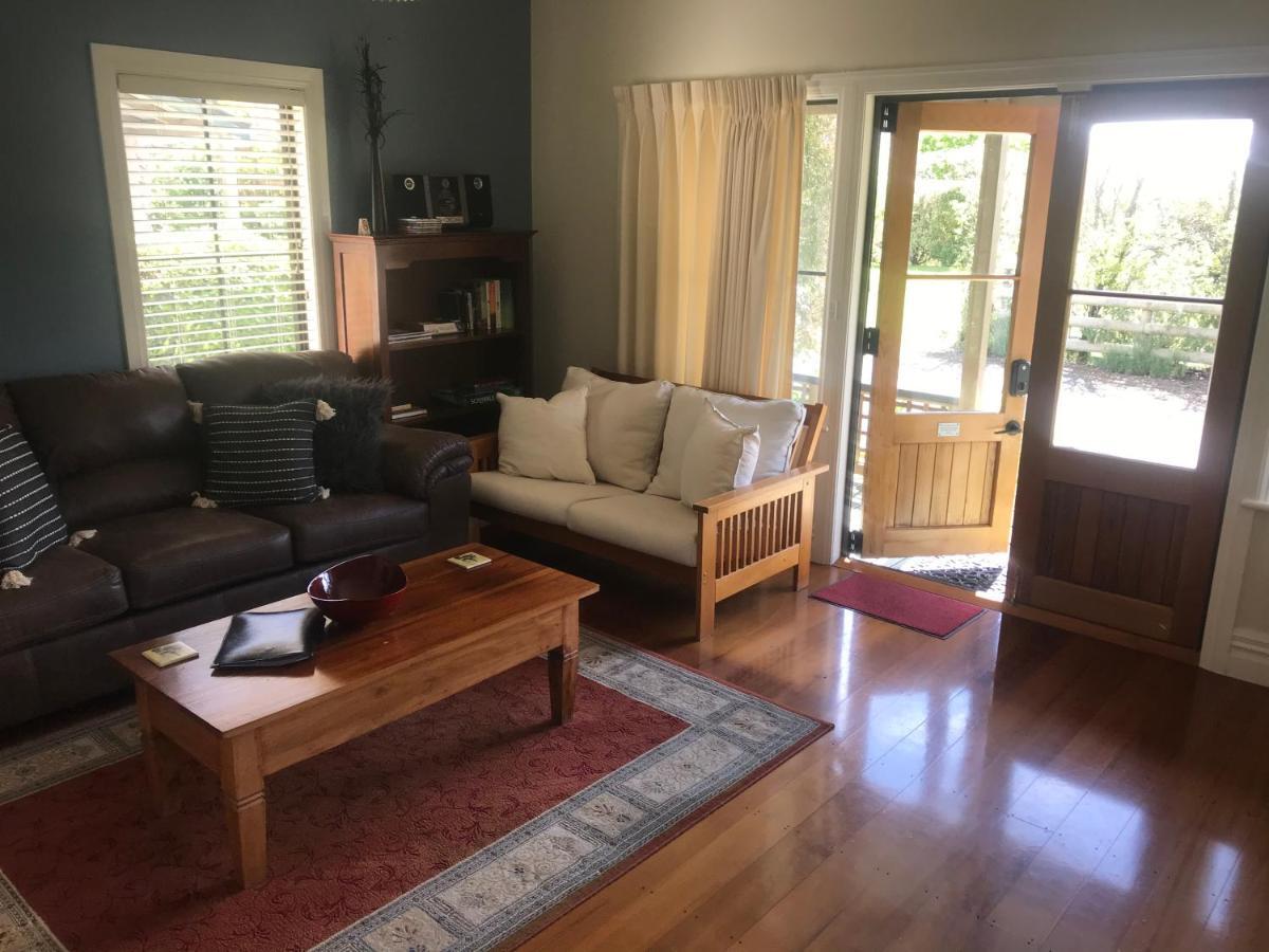 Pinot Villas Martinborough Eksteriør billede